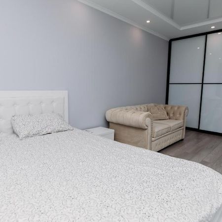 Затишна Квартира Lejlighed Ternopil Eksteriør billede